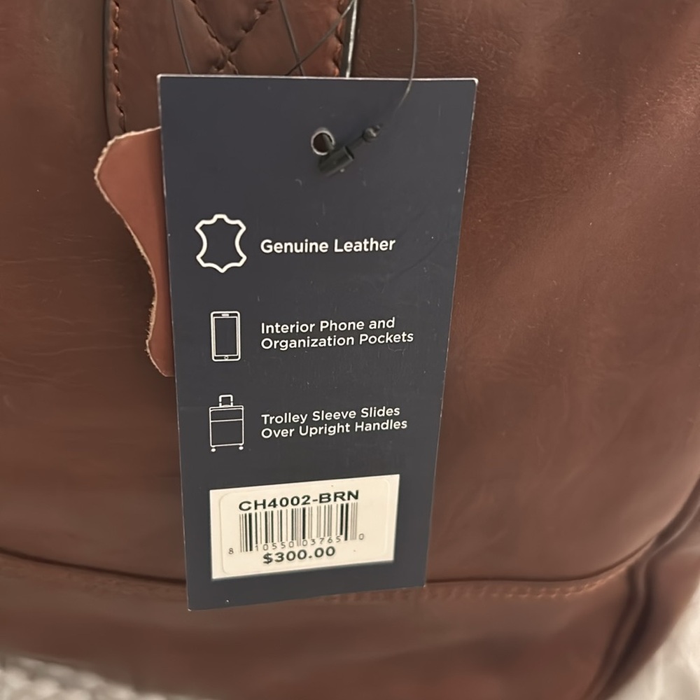 Leather Weekender Bag New with Tags - Picture 7 of 10
